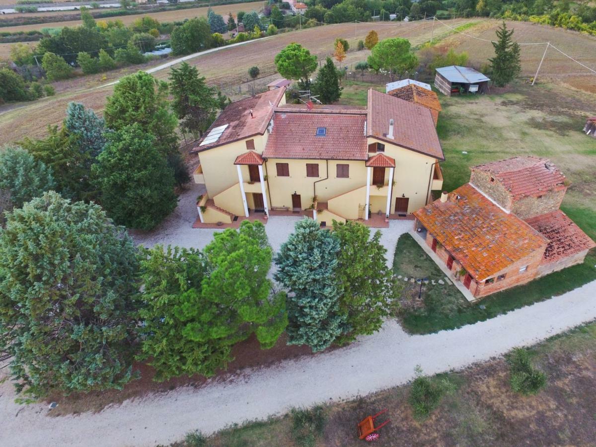 Agriturismo Con Cucina Il Favaio Paciano エクステリア 写真